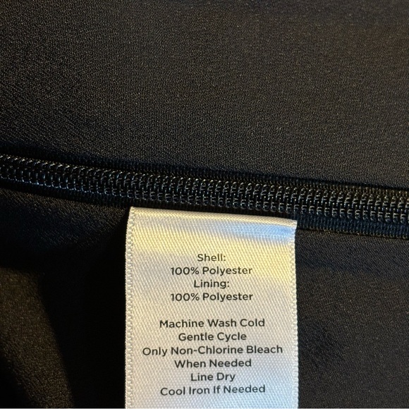 NWT Talbots Animal Print Halter Top with Tie Neck, 10 - Picture 8 of 9